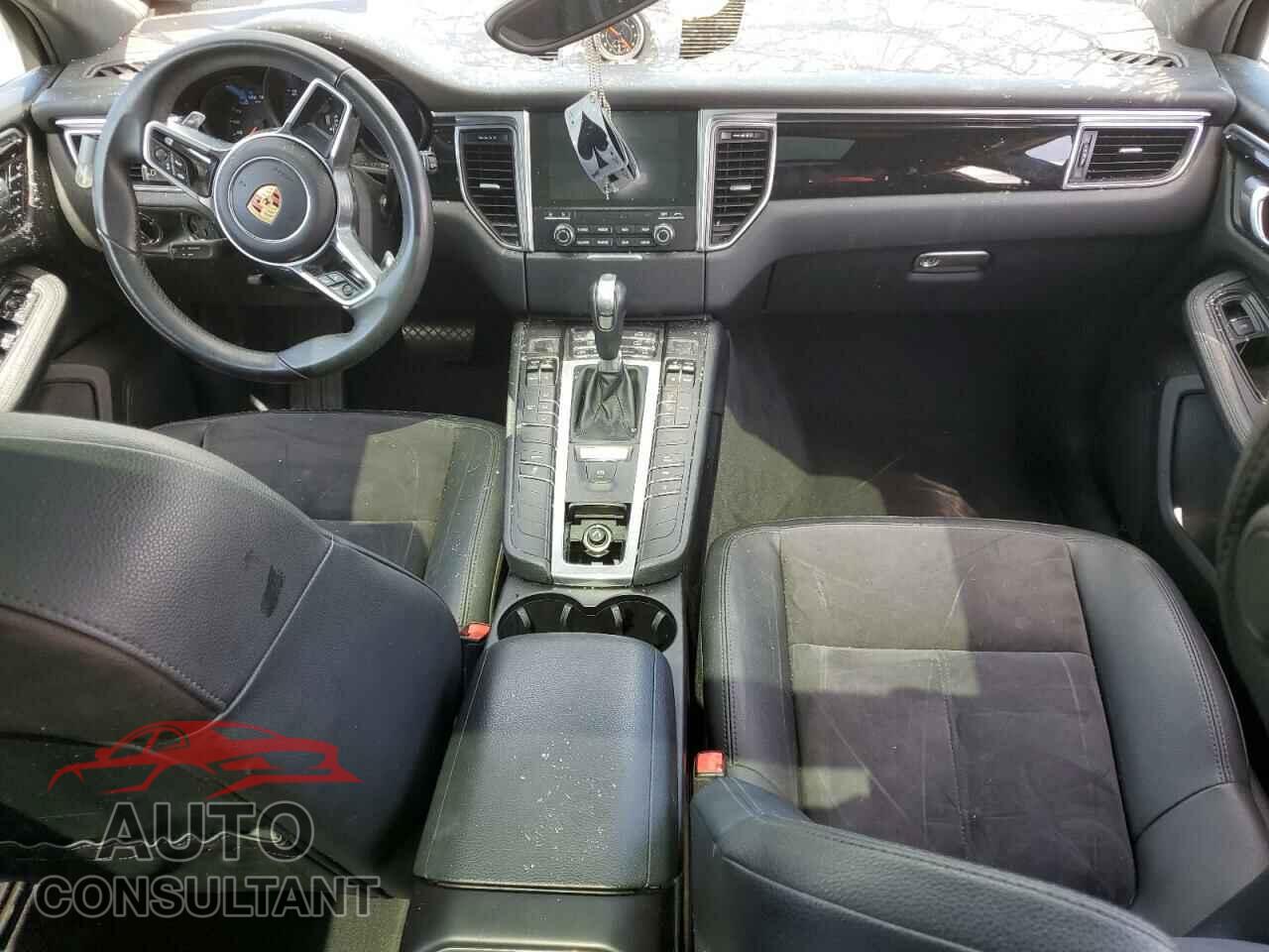 PORSCHE MACAN 2017 - WP1AA2A55HLB09277