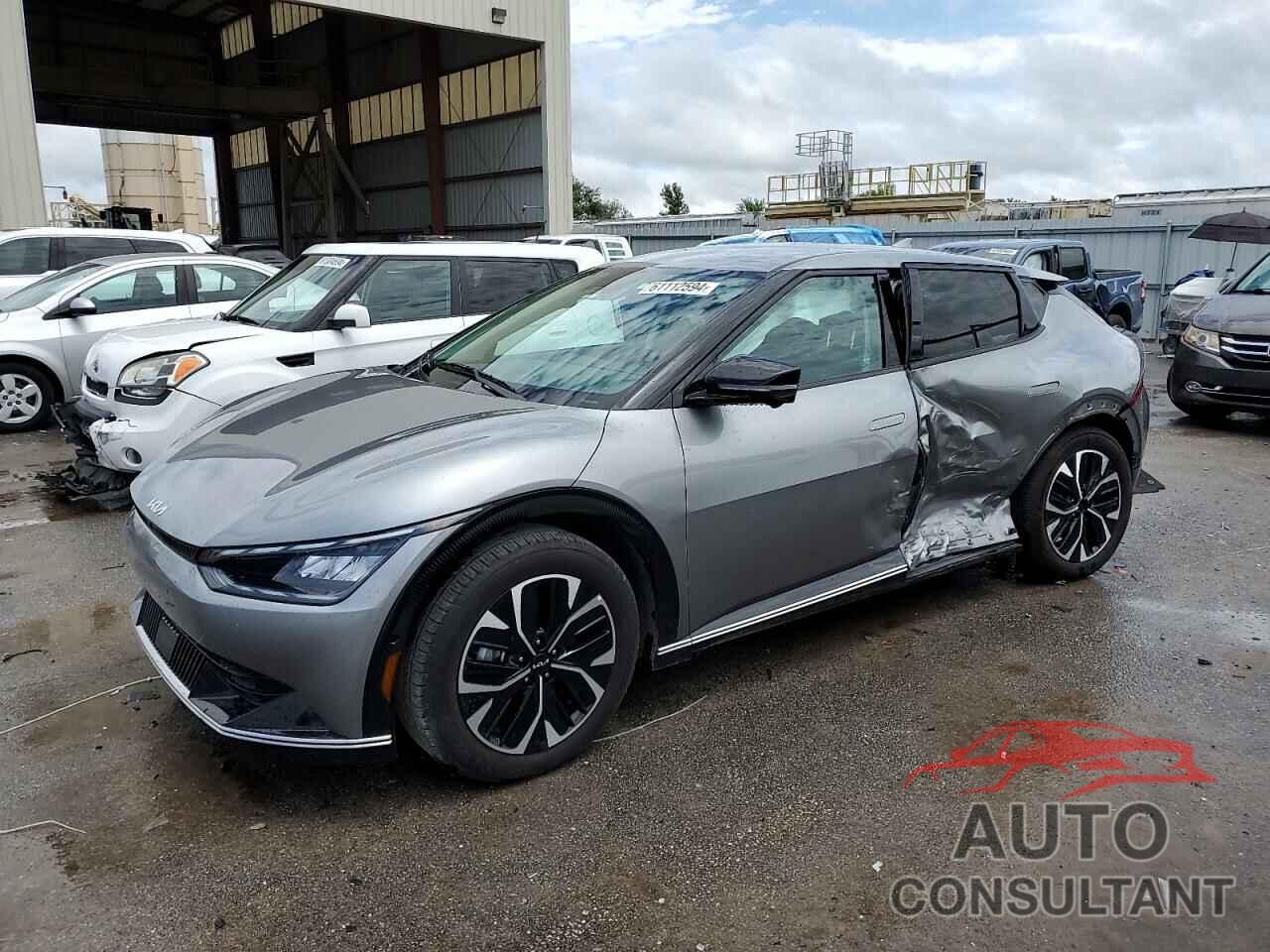 KIA EV6 LIGHT 2023 - KNDC3DLC0P5122467