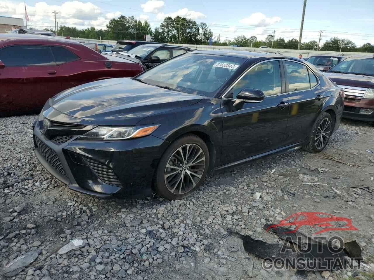 TOYOTA CAMRY 2018 - JTNB11HK9J3000687