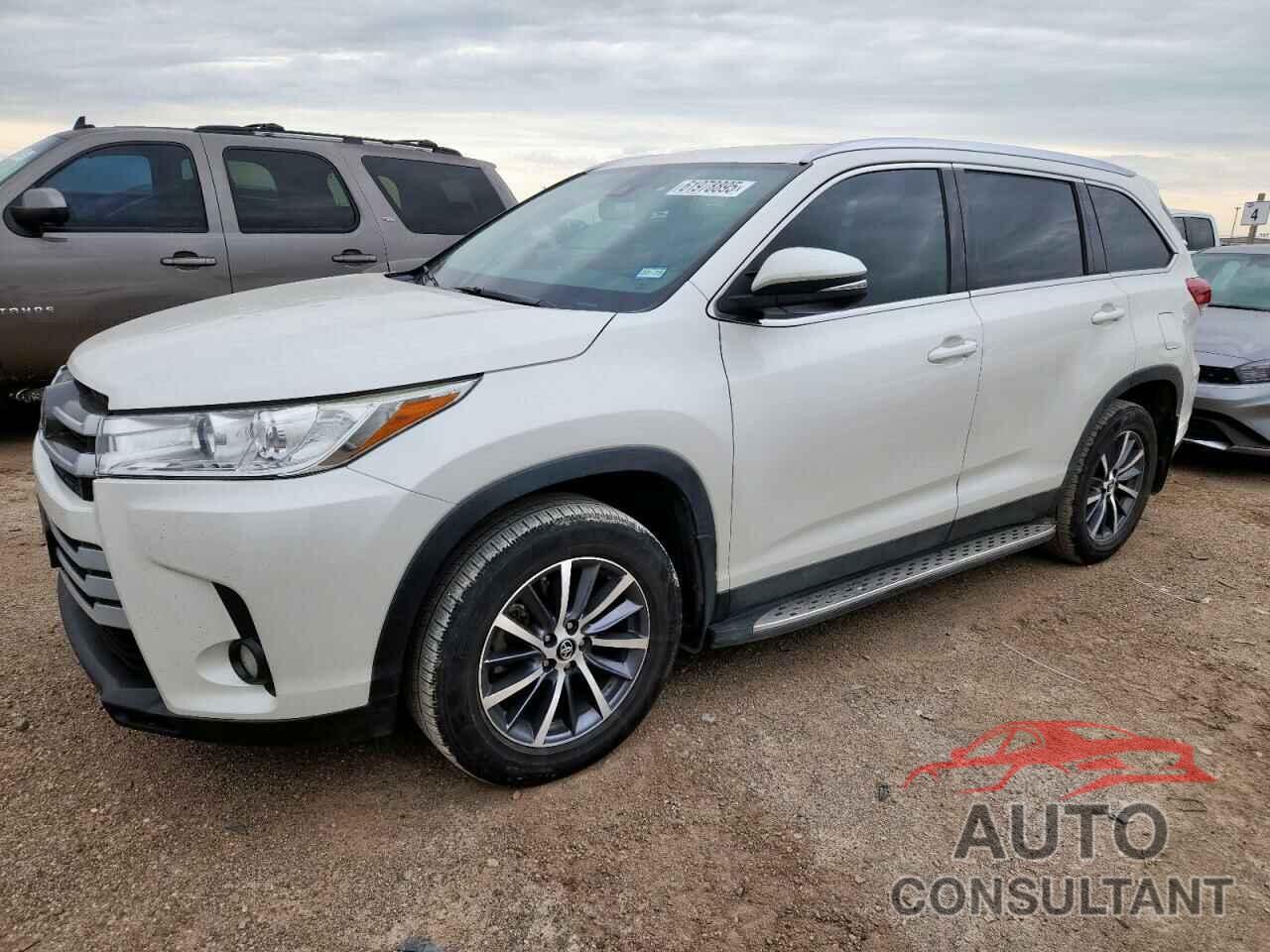 TOYOTA HIGHLANDER 2019 - 5TDKZRFH9KS552998