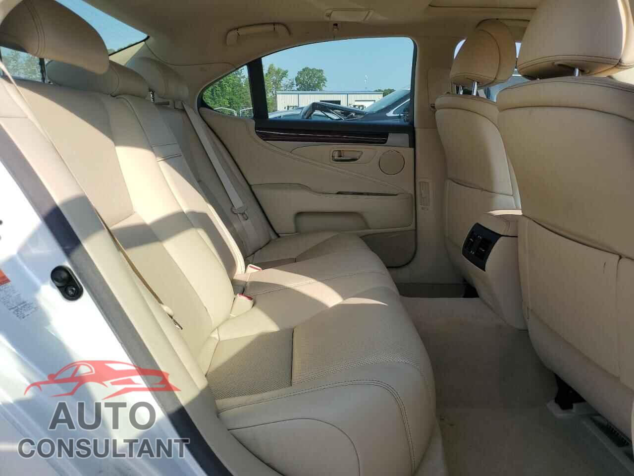 LEXUS LS460 2017 - JTHBL5EF9H5143892