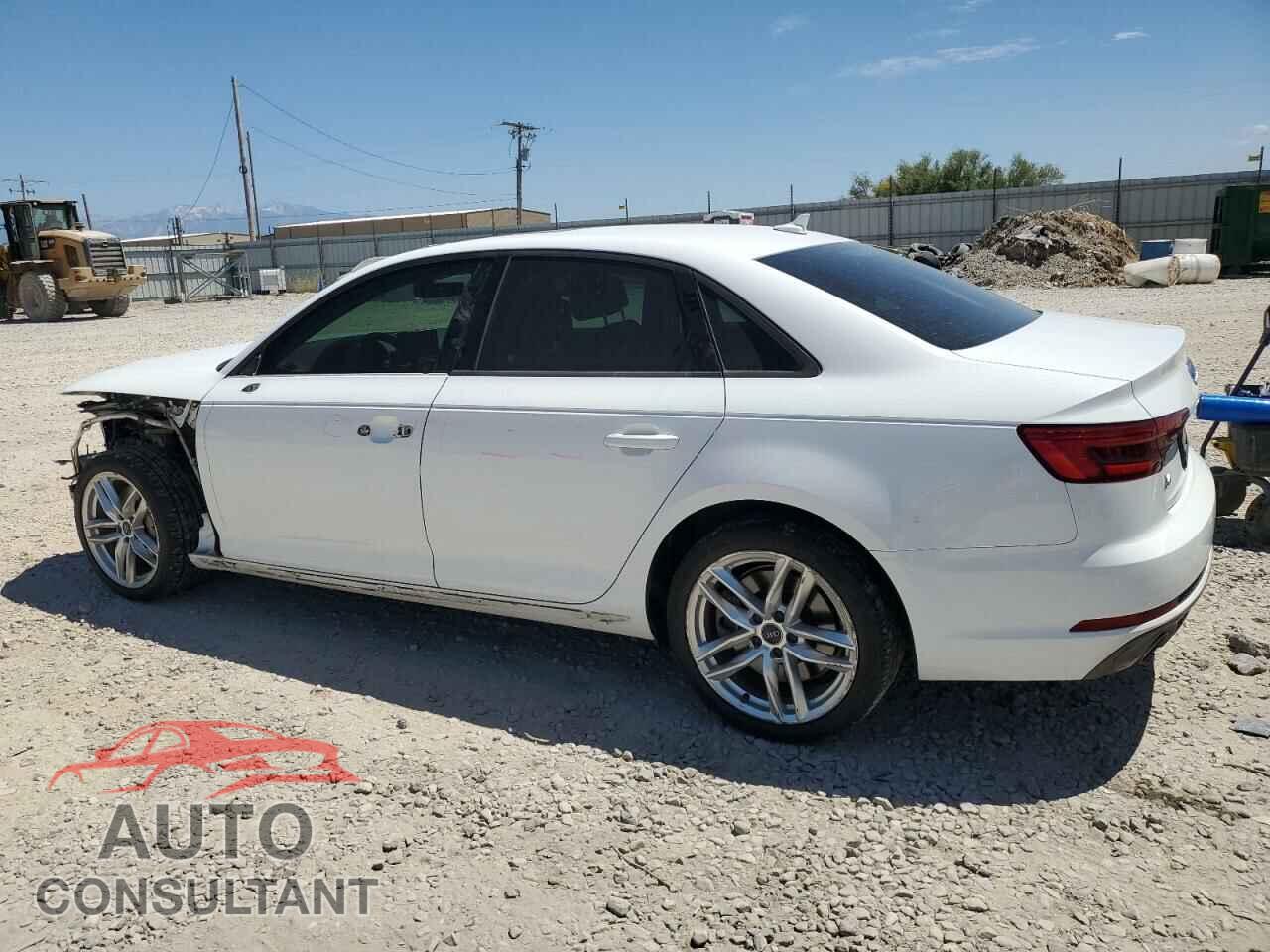 AUDI A4 2017 - WAUDNAF43HN054861