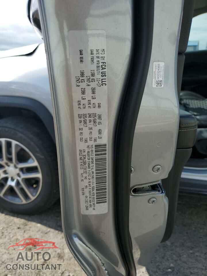 JEEP COMPASS 2018 - 3C4NJDBBXJT201921