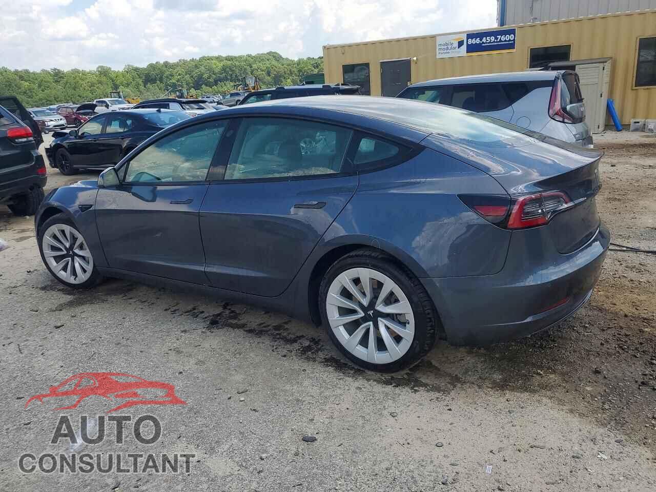 TESLA MODEL 3 2022 - 5YJ3E1EA5NF291075