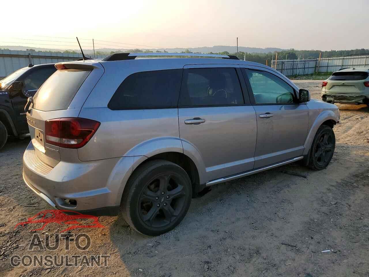 DODGE JOURNEY 2020 - 3C4PDCGB3LT270312