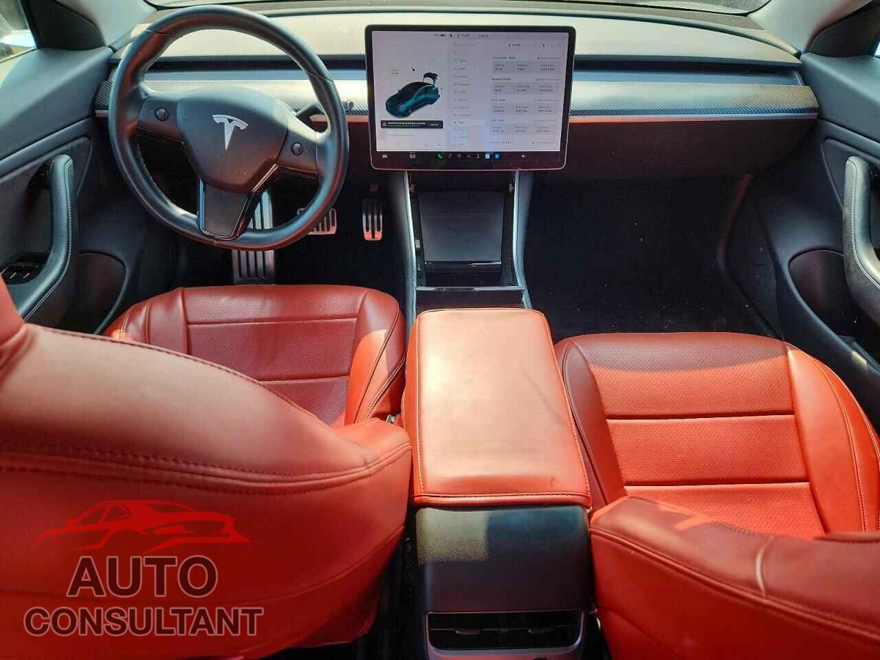 TESLA MODEL 3 2019 - 5YJ3E1EB2KF364665