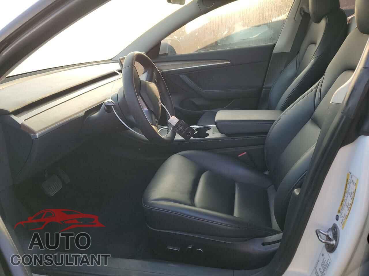 TESLA MODEL 3 2022 - 5YJ3E1EB3NF211961