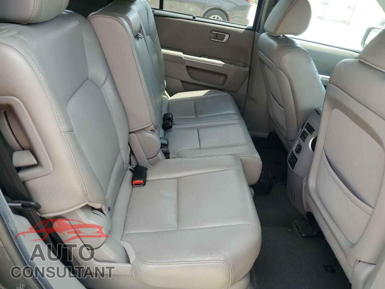 HONDA PILOT 2012 - 5FNYF3H91CB021791