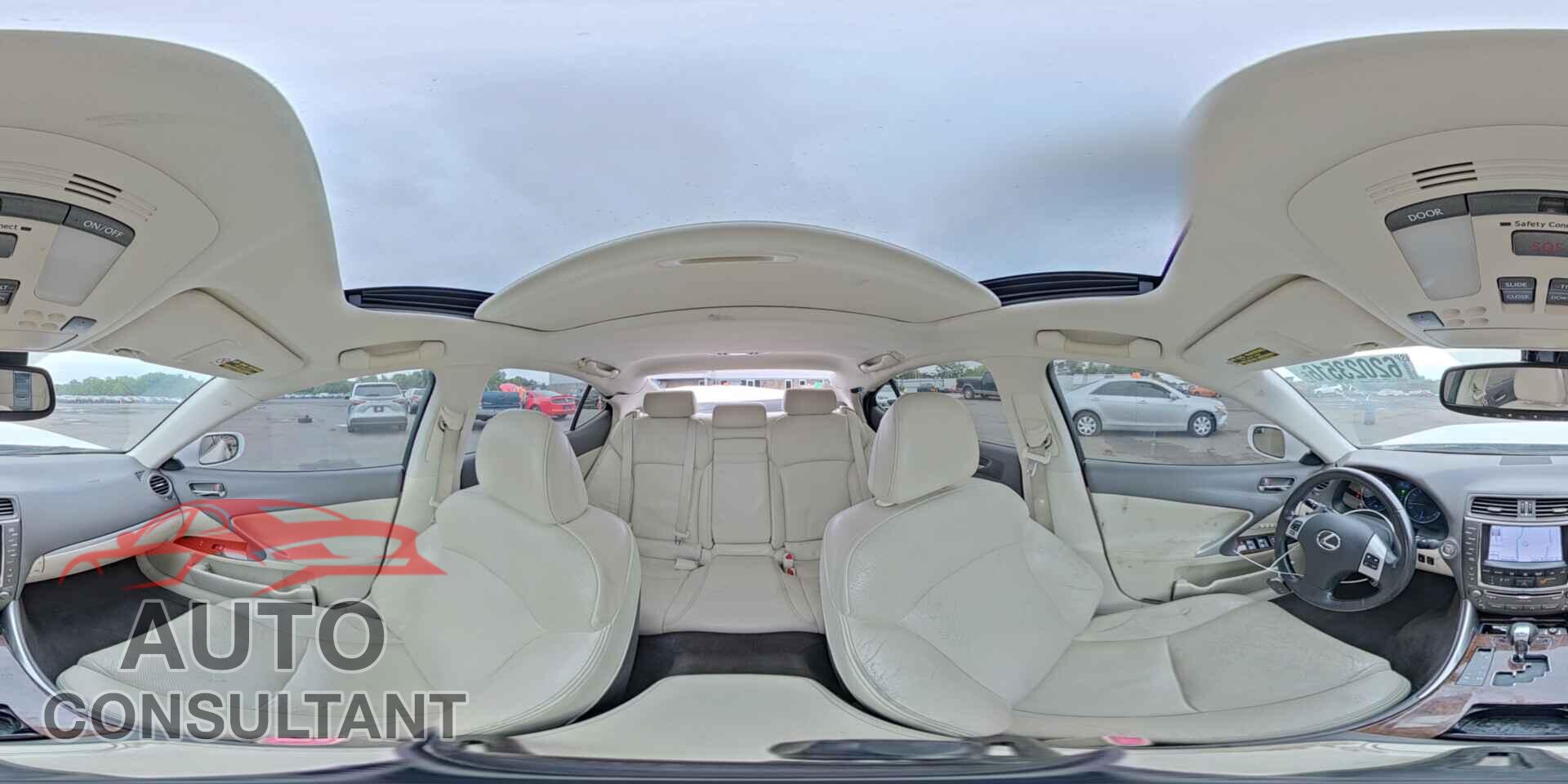 LEXUS IS 2011 - JTHCF5C22B5051817