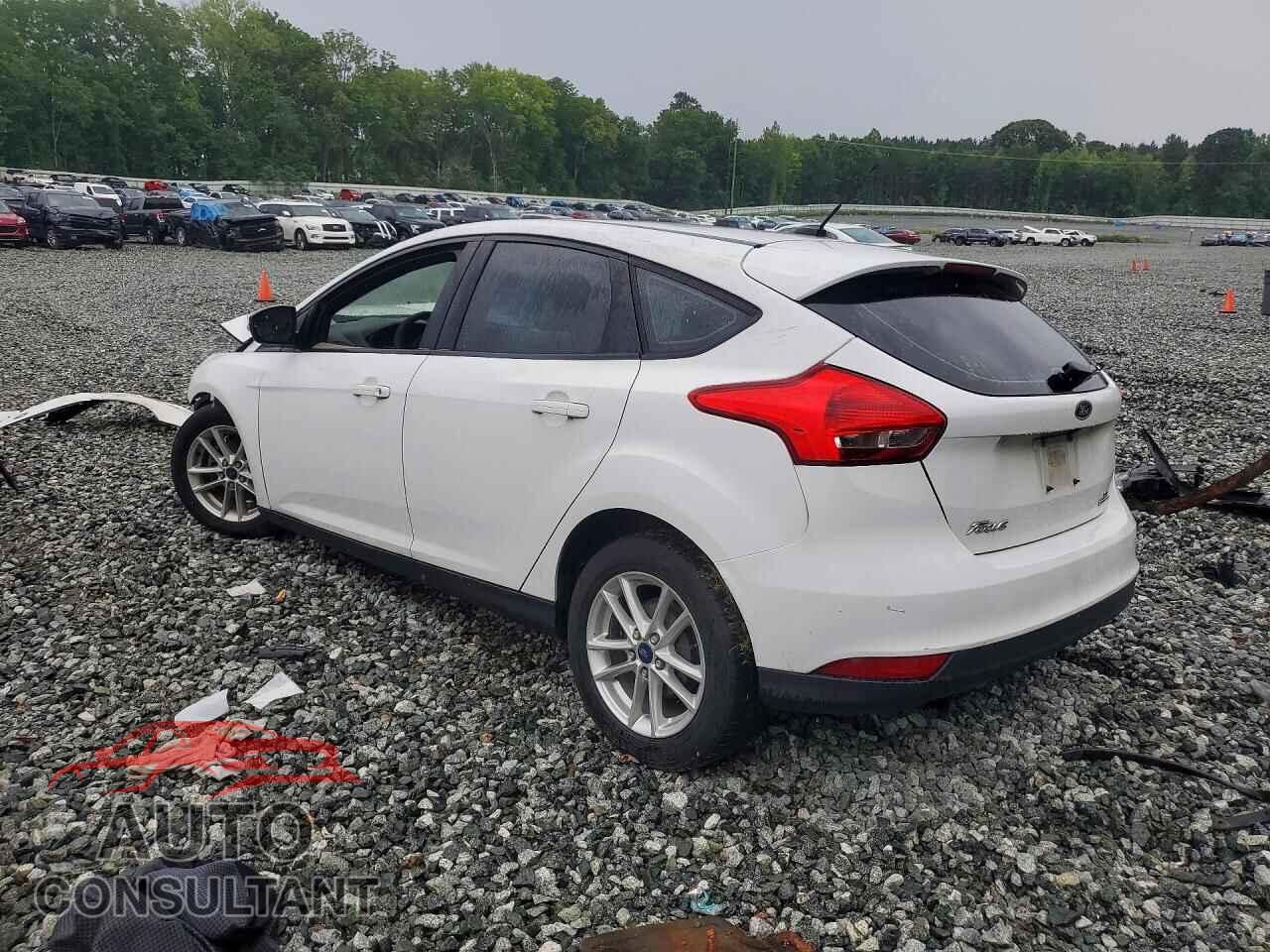 FORD FOCUS 2016 - 1FADP3K21GL258538