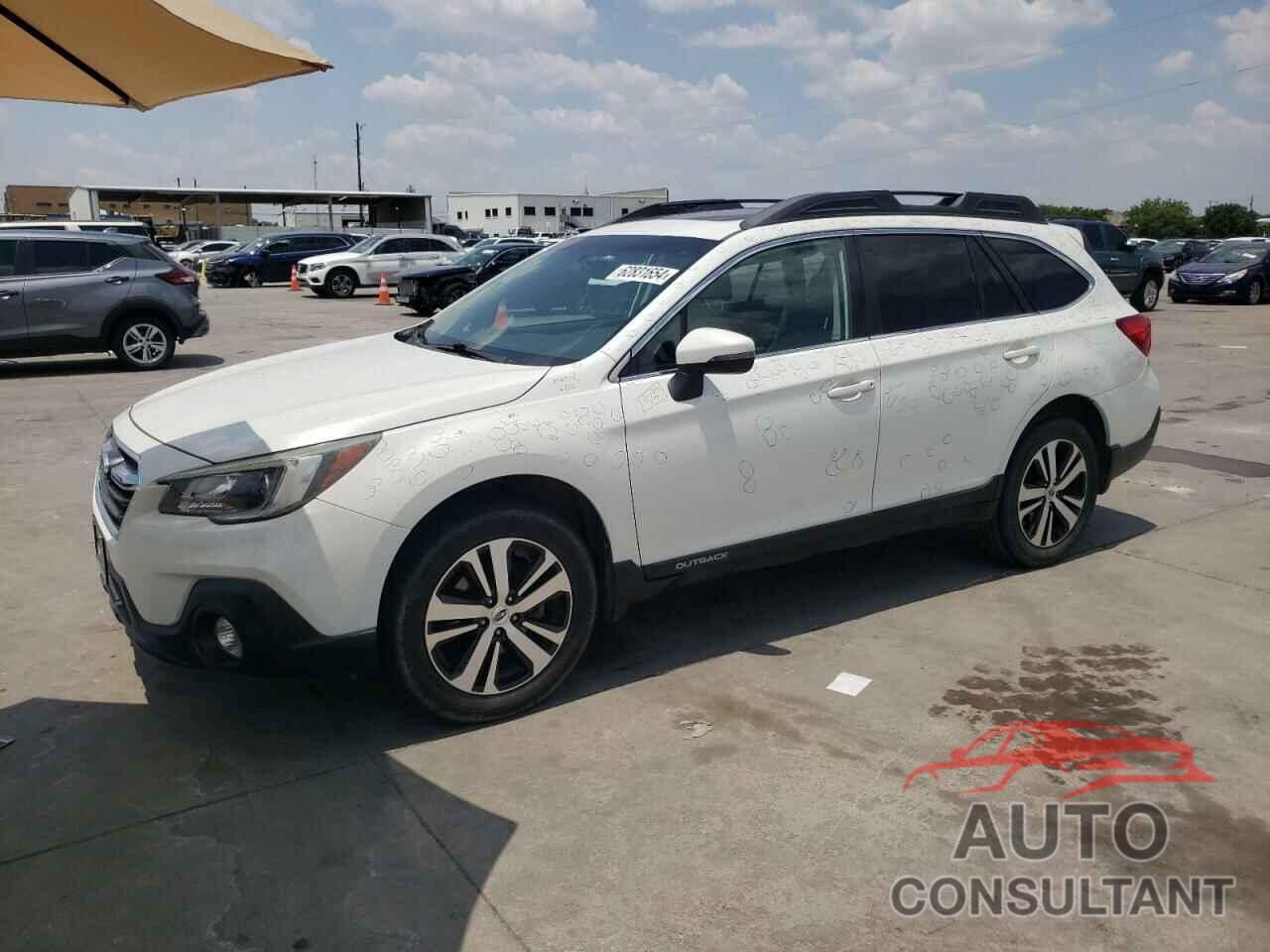 SUBARU OUTBACK 2018 - 4S4BSAKC1J3306412