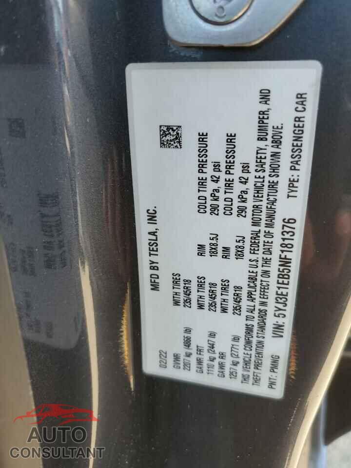 TESLA MODEL 3 2022 - 5YJ3E1EB5NF181376