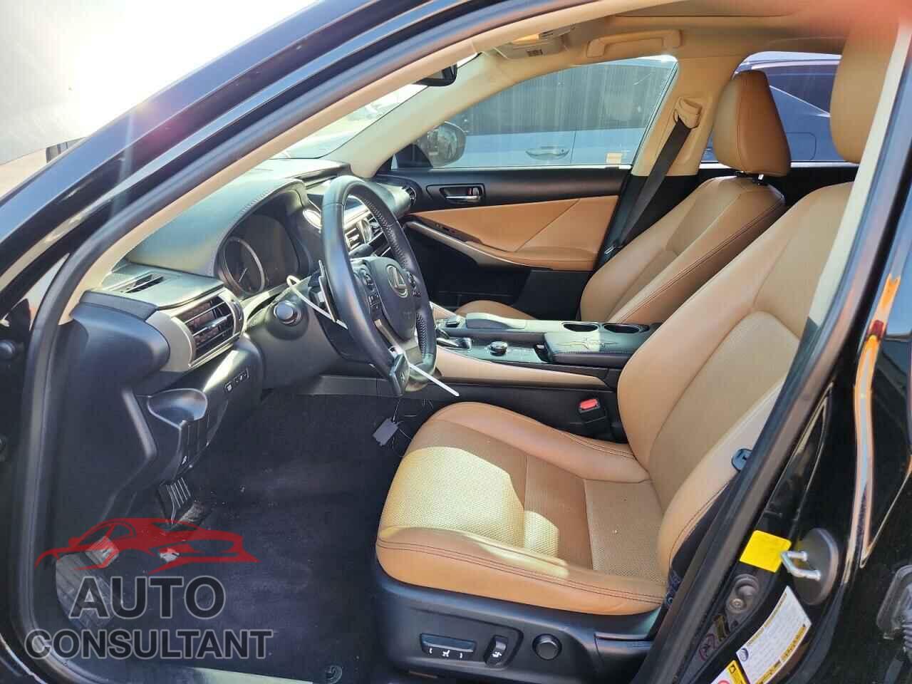 LEXUS IS 2014 - JTHBF1D27E5008484