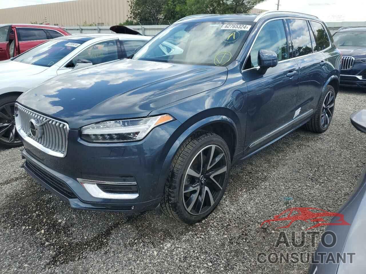 VOLVO XC90 T8 RE 2021 - YV4BR00K2M1723099