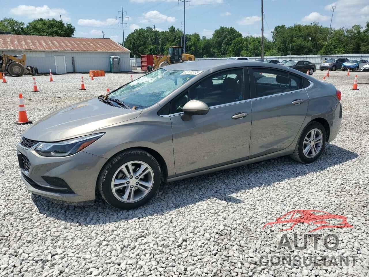 CHEVROLET CRUZE 2017 - 1G1BE5SM8H7182226