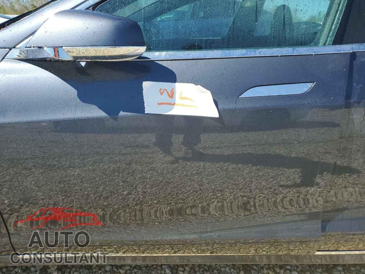 TESLA MODEL S 2020 - 5YJSA1E22LF366229