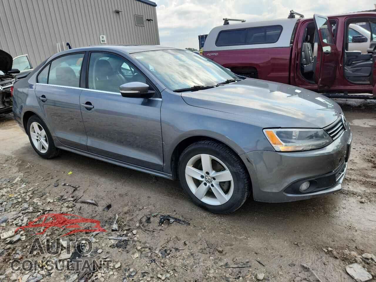 VOLKSWAGEN JETTA 2012 - 3VWLL7AJ4CM317539