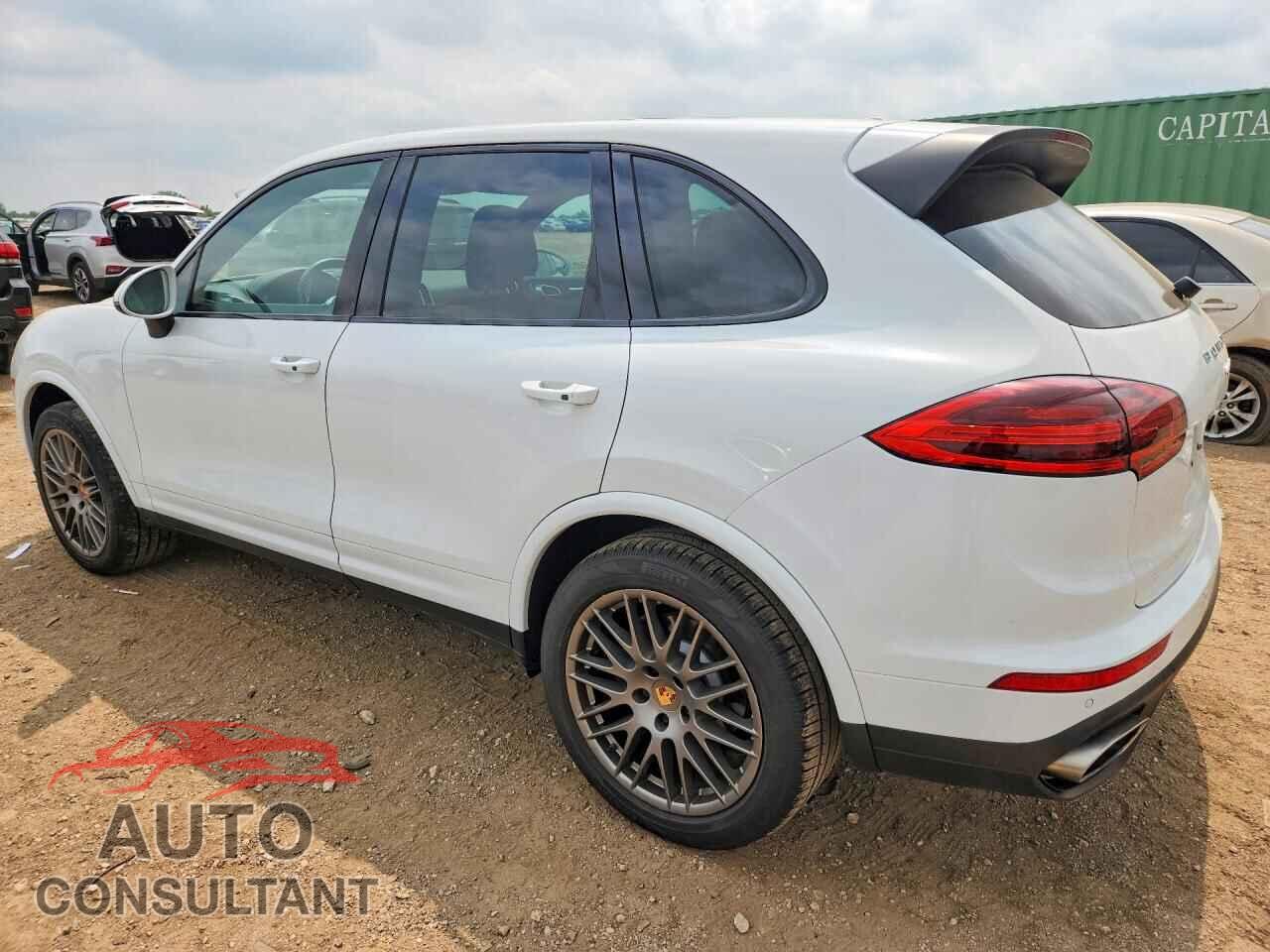 PORSCHE CAYENNE 2017 - WP1AA2A21HKA82865