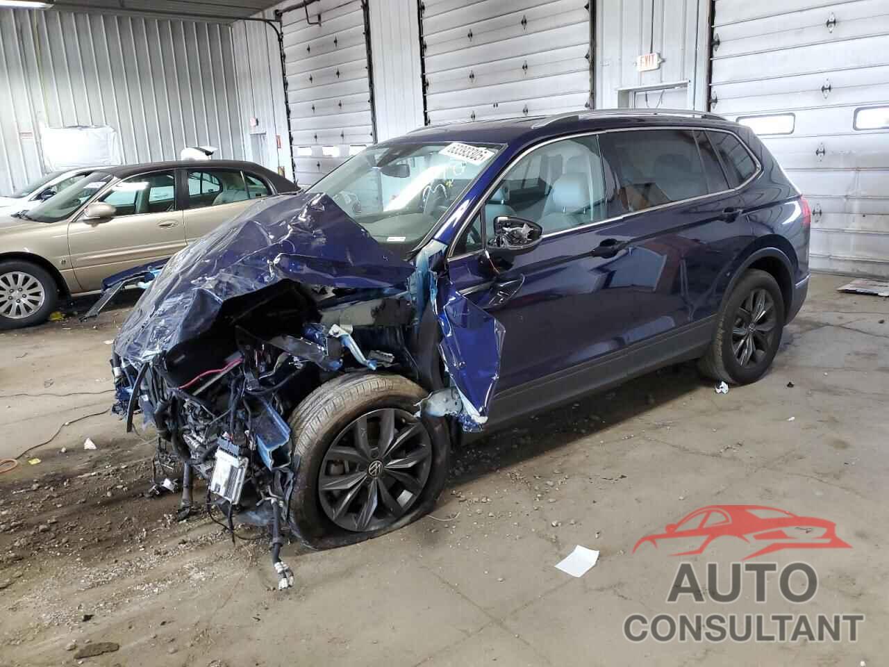 VOLKSWAGEN TIGUAN 2023 - 3VV2B7AX0PM124768