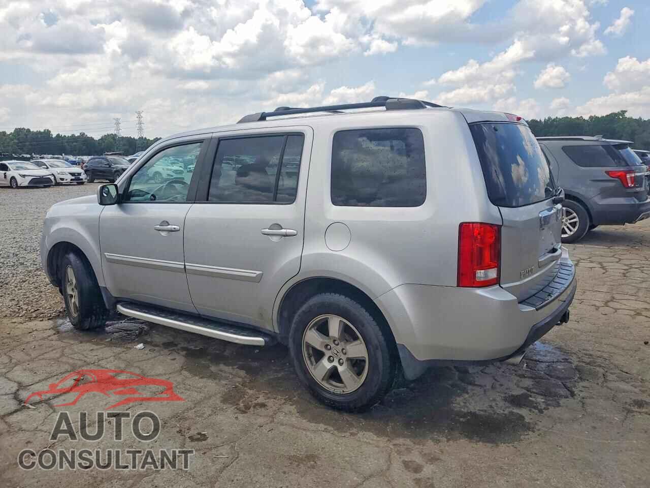 HONDA PILOT 2011 - 5FNYF4H59BB089984