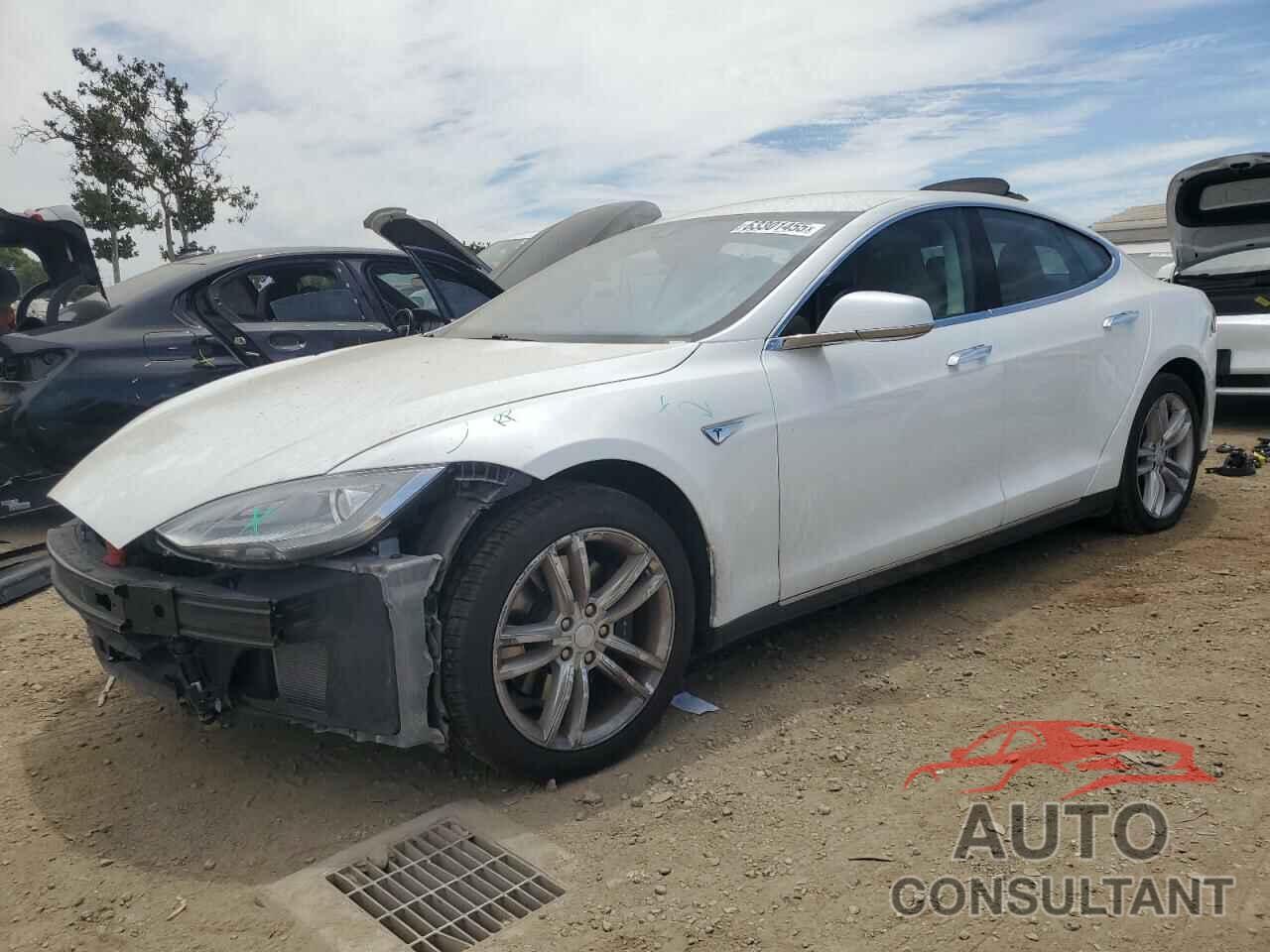 TESLA MODEL S 2015 - 5YJSA1S11FFP76519