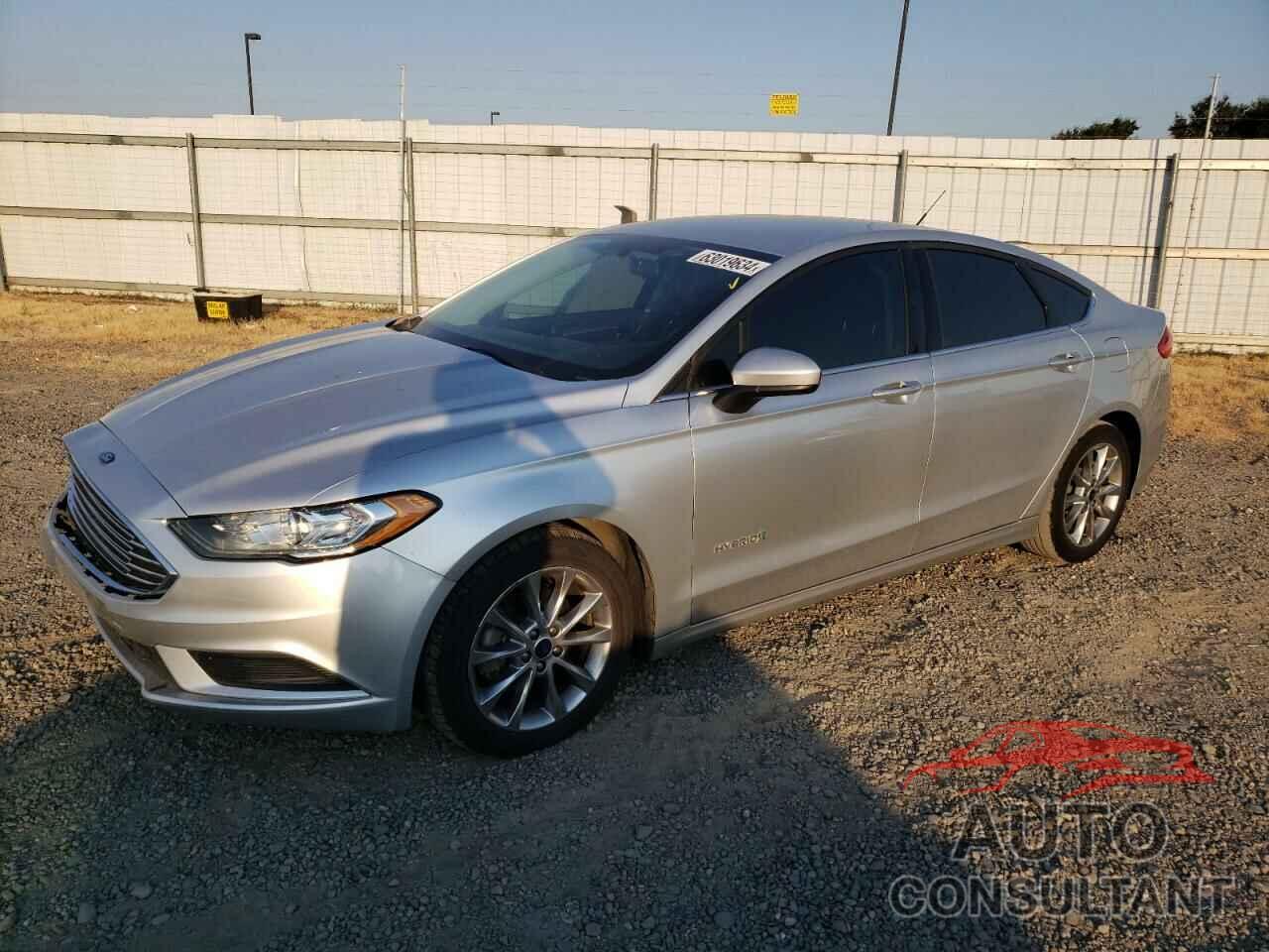 FORD FUSION 2017 - 3FA6P0LU9HR315983