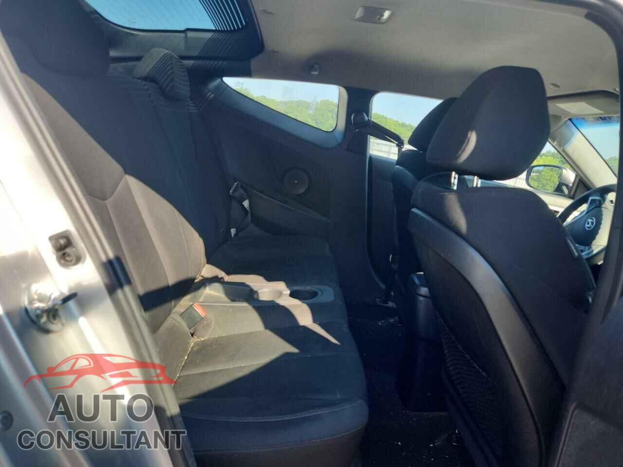 HYUNDAI VELOSTER 2016 - KMHTC6AD8GU263909