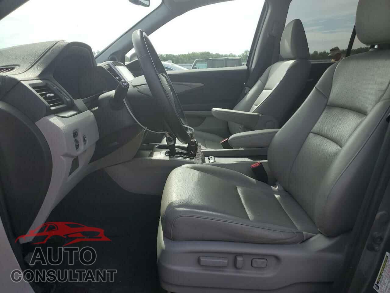 HONDA RIDGELINE 2017 - 5FPYK3F6XHB023087