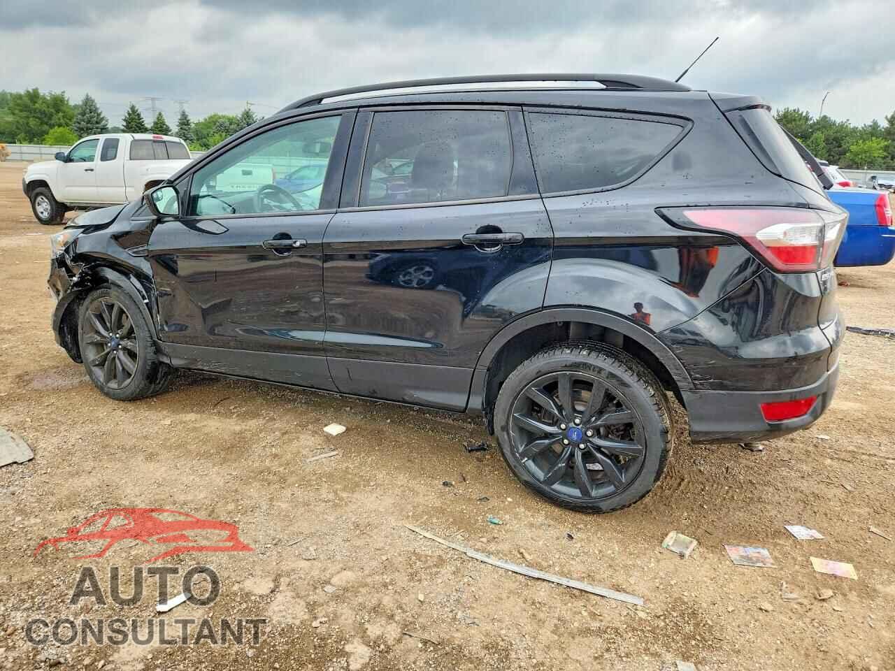 FORD ESCAPE 2017 - 1FMCU9G96HUE31520