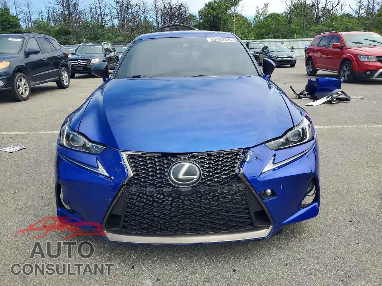 LEXUS IS 2018 - JTHC81D29J5028079
