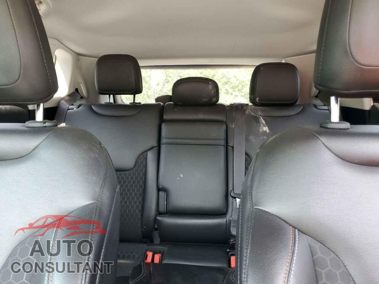 JEEP COMPASS 2018 - 3C4NJDBB7JT337424