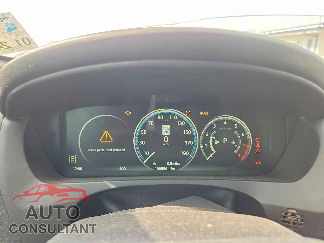 JAGUAR F-PACE 2018 - SADCM2FV7JA291631