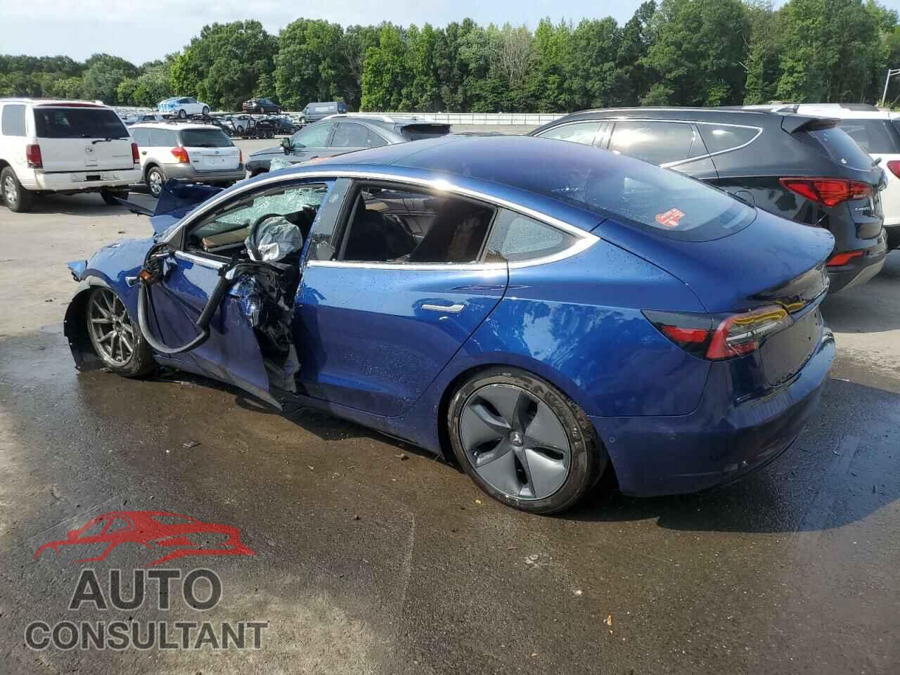 TESLA MODEL 3 2018 - 5YJ3E1EA5JF013187
