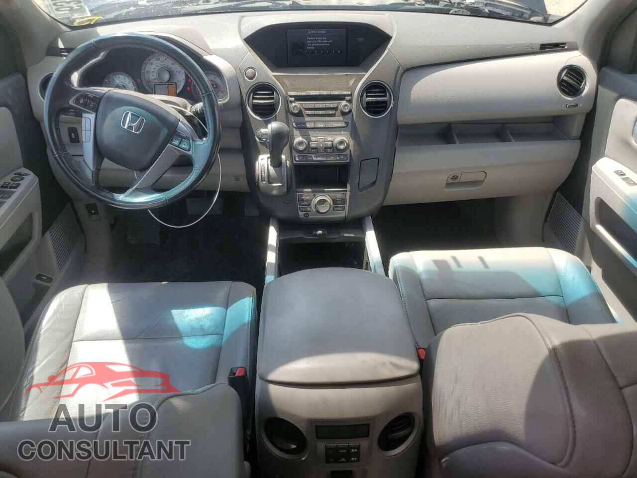 HONDA PILOT 2013 - 5FNYF4H72DB013401