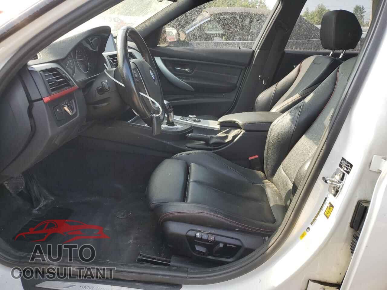 BMW 3 SERIES 2012 - WBA3A5C58CF257906