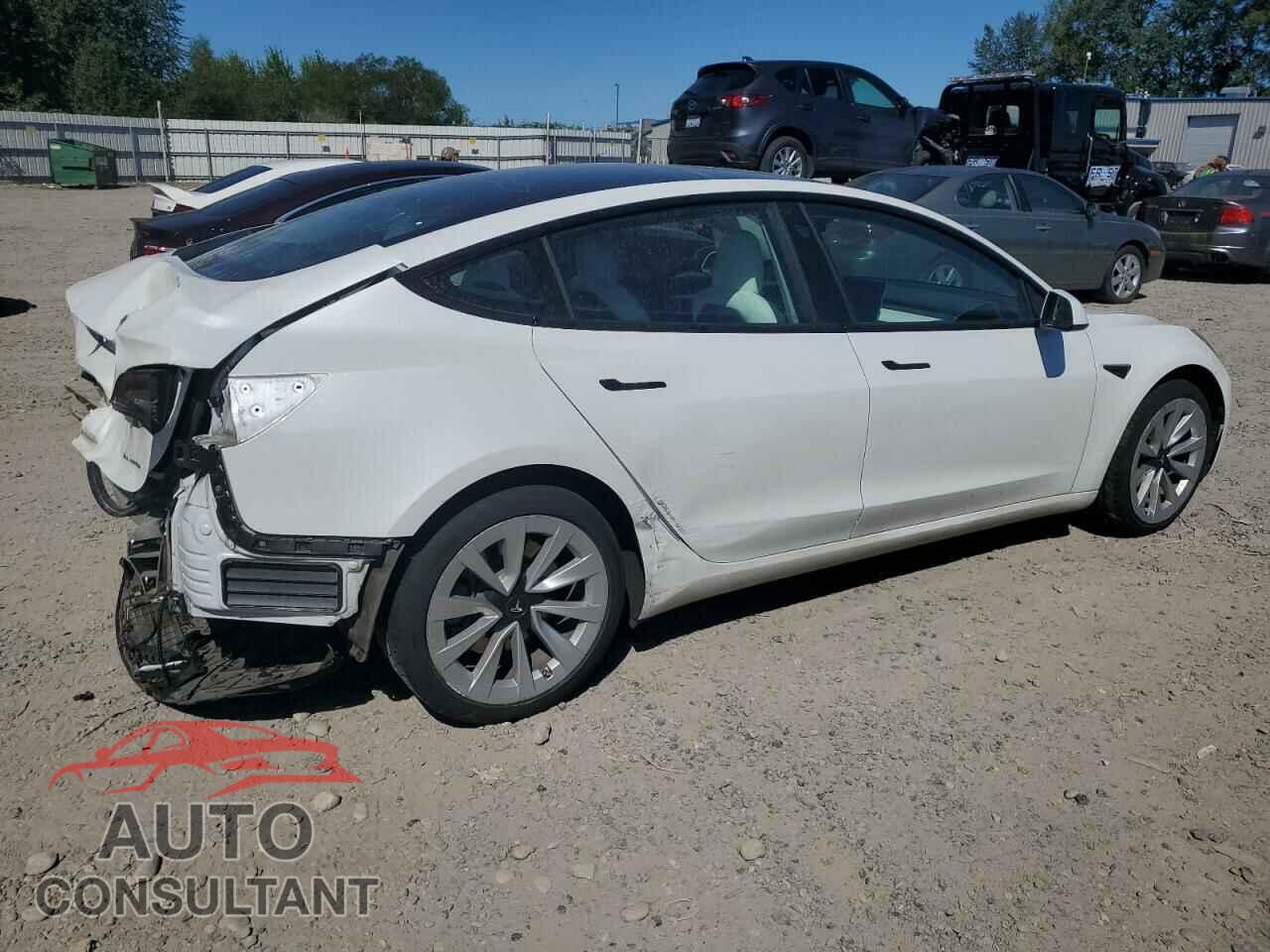 TESLA MODEL 3 2022 - 5YJ3E1EB6NF111210
