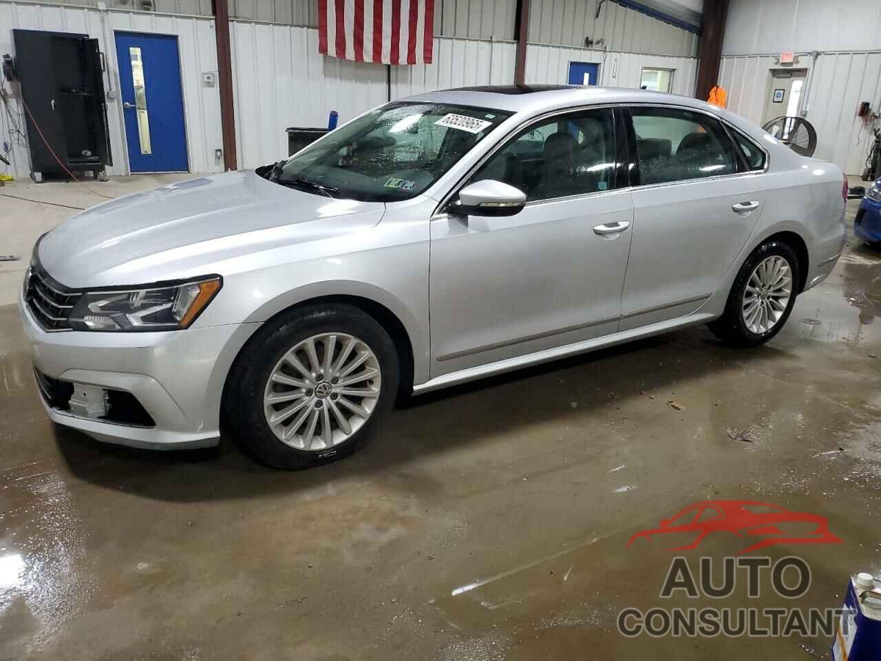 VOLKSWAGEN PASSAT 2017 - 1VWBT7A34HC018459