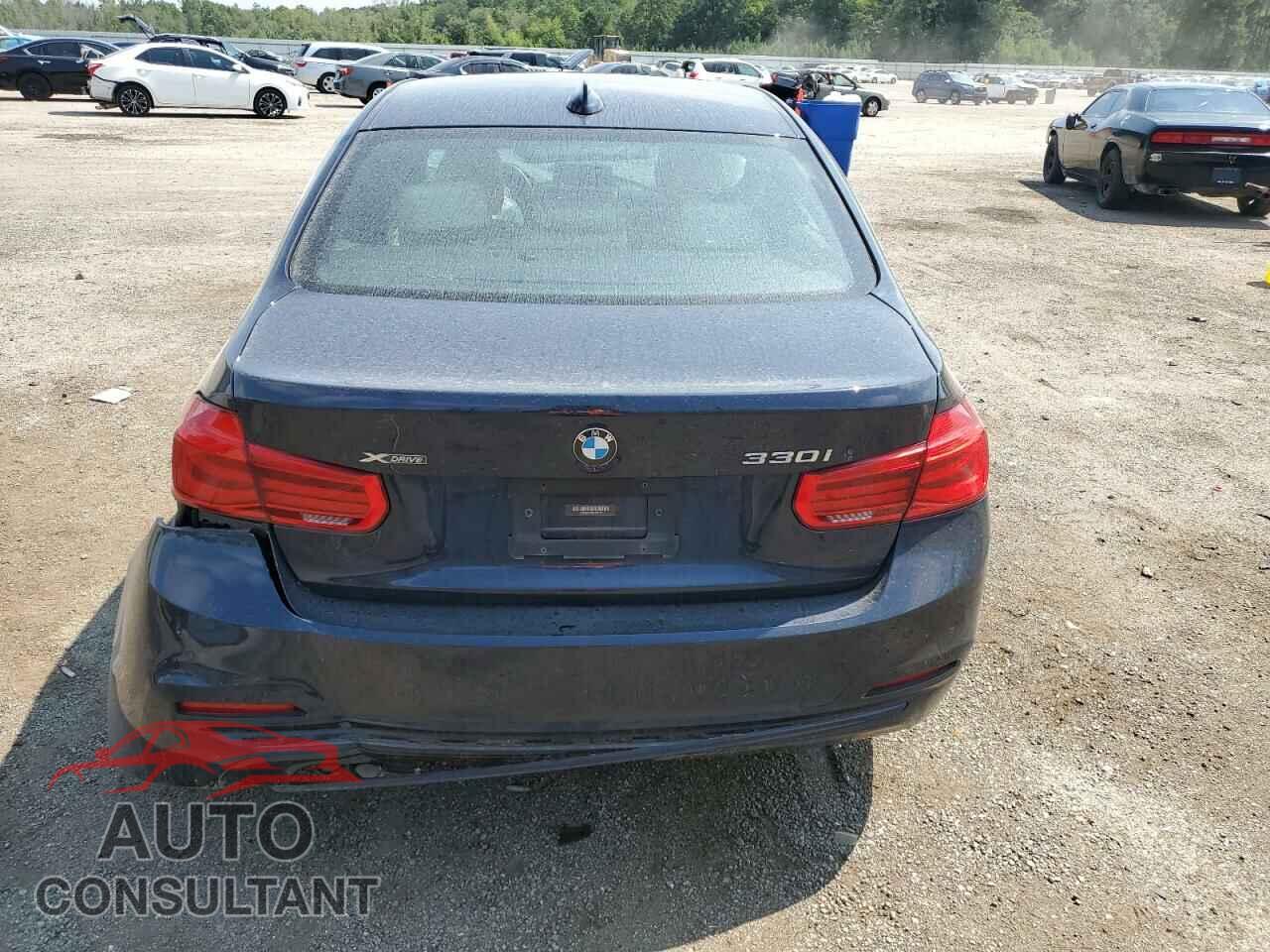 BMW 3 SERIES 2017 - WBA8D9C35HA005103