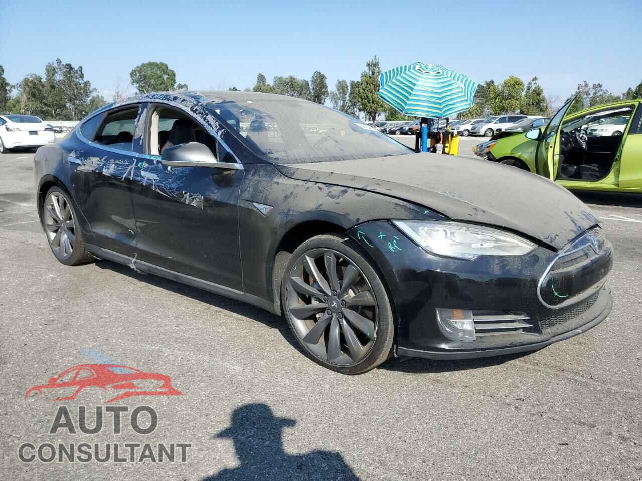 TESLA MODEL S 2012 - 5YJSA1DP3CFS00606
