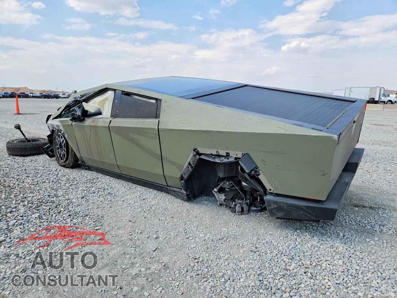 TESLA CYBERTRUCK 2024 - 7G2CEHED6RA021114