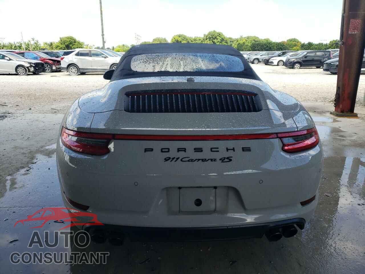 PORSCHE 911 2018 - WP0CB2A95JS147906