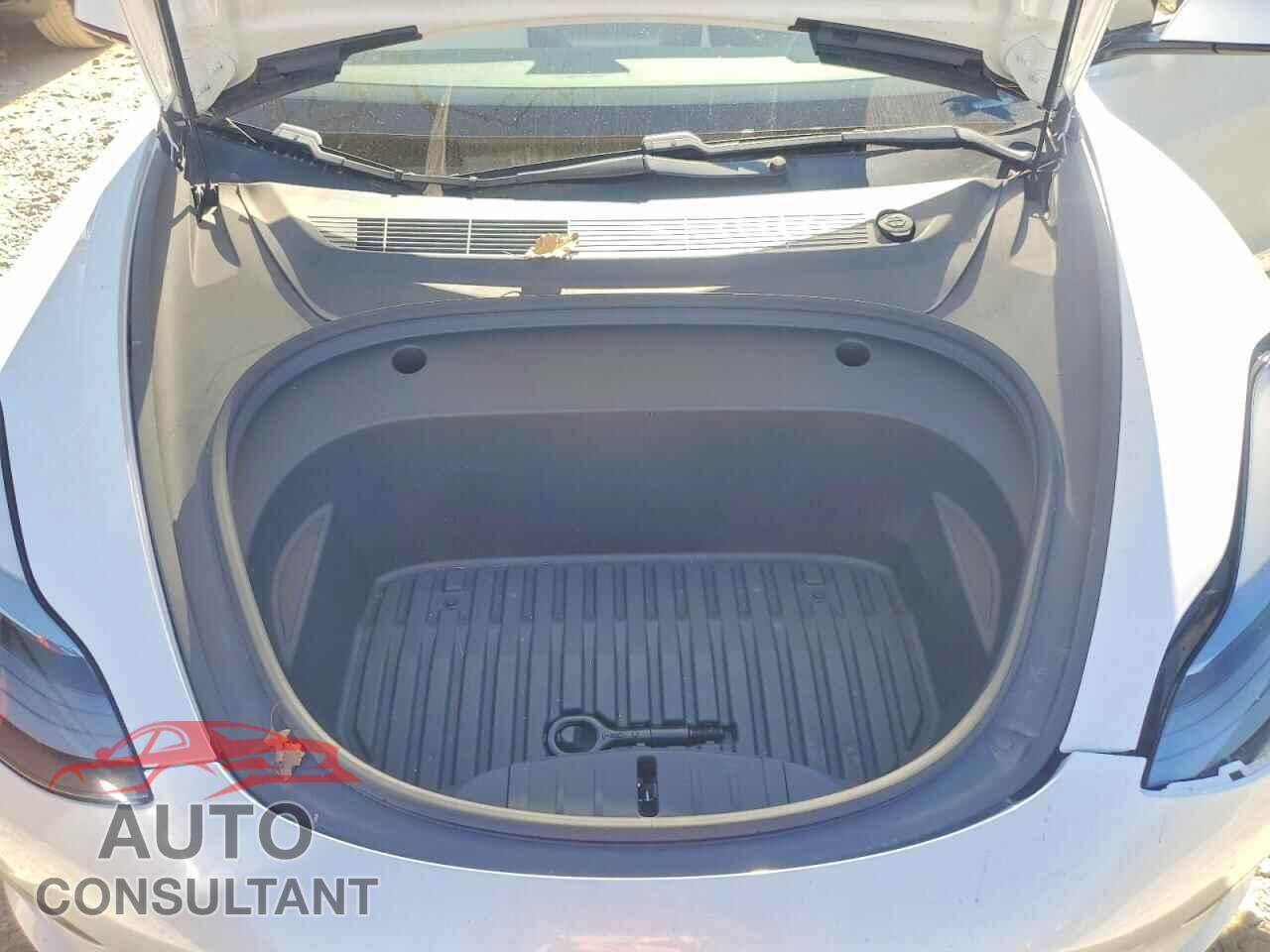 TESLA MODEL 3 2021 - 5YJ3E1EB0MF937615