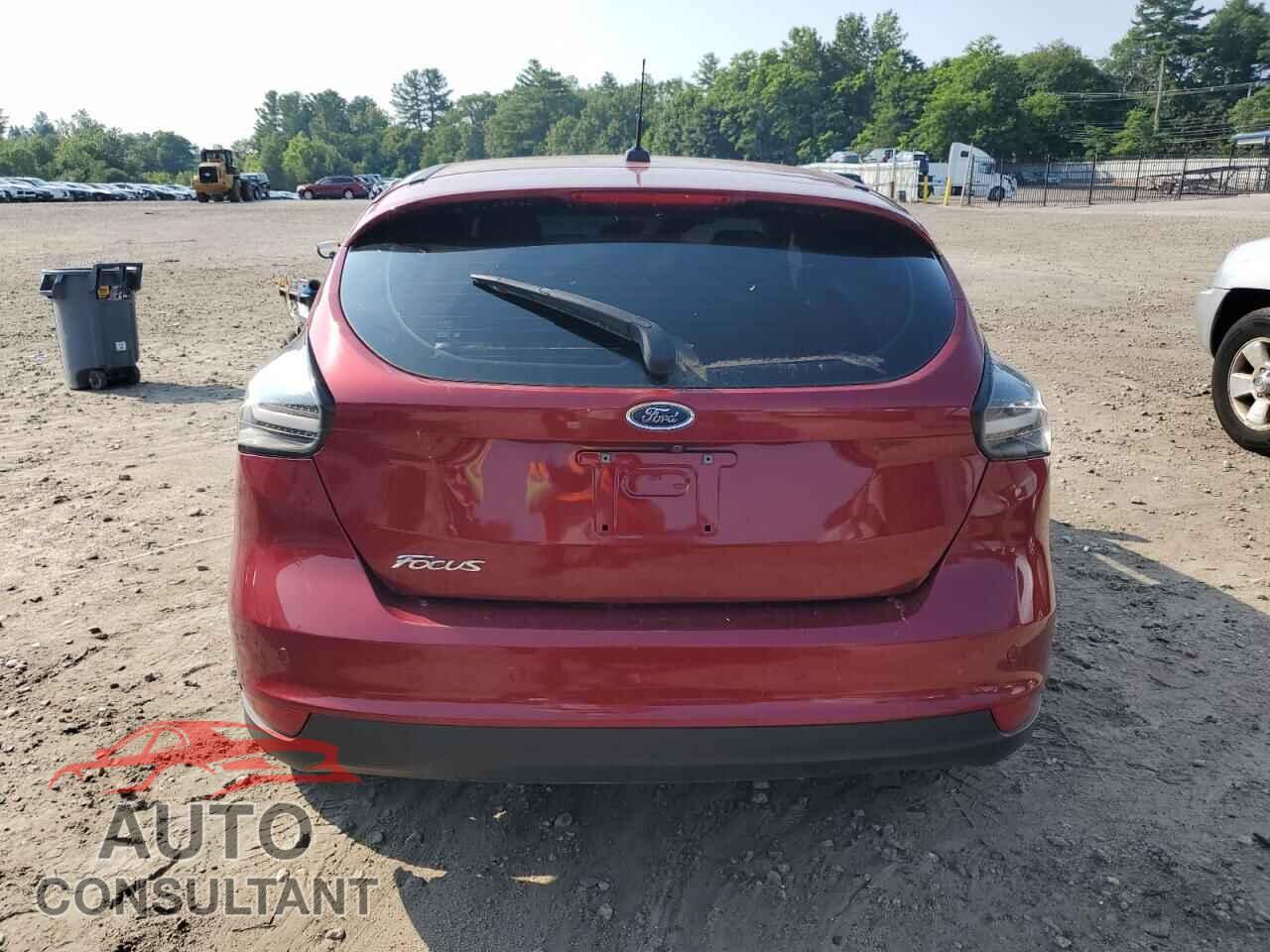 FORD FOCUS 2017 - 1FADP3M20HL215033