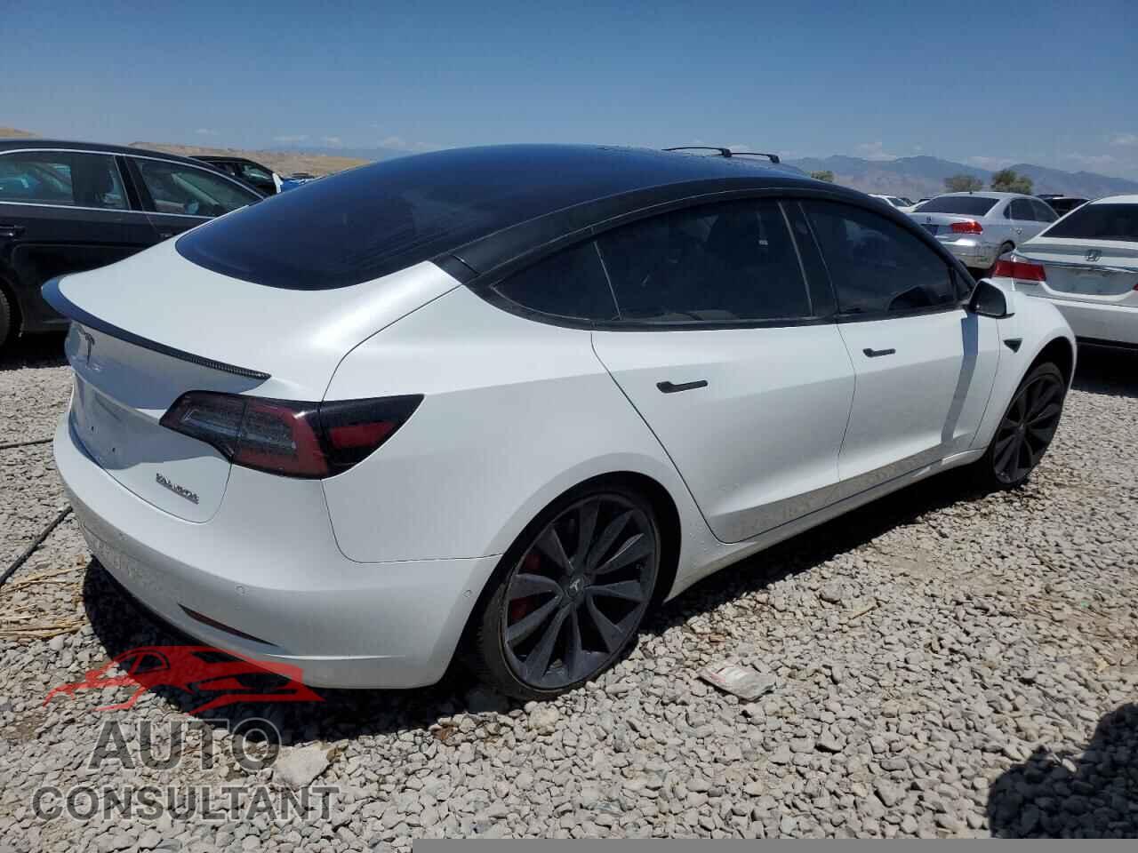 TESLA MODEL 3 2018 - 5YJ3E1EB7JF072704