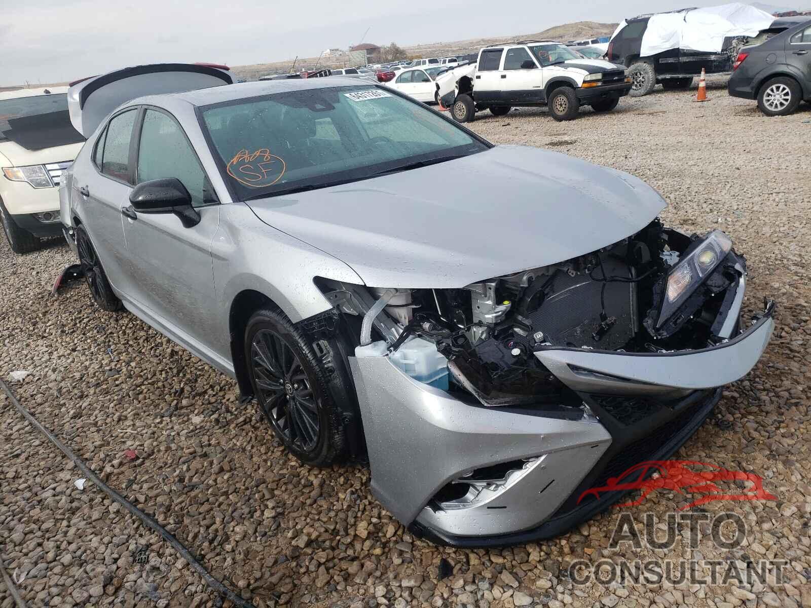 TOYOTA CAMRY 2021 - 4T1G11BK4MU033142