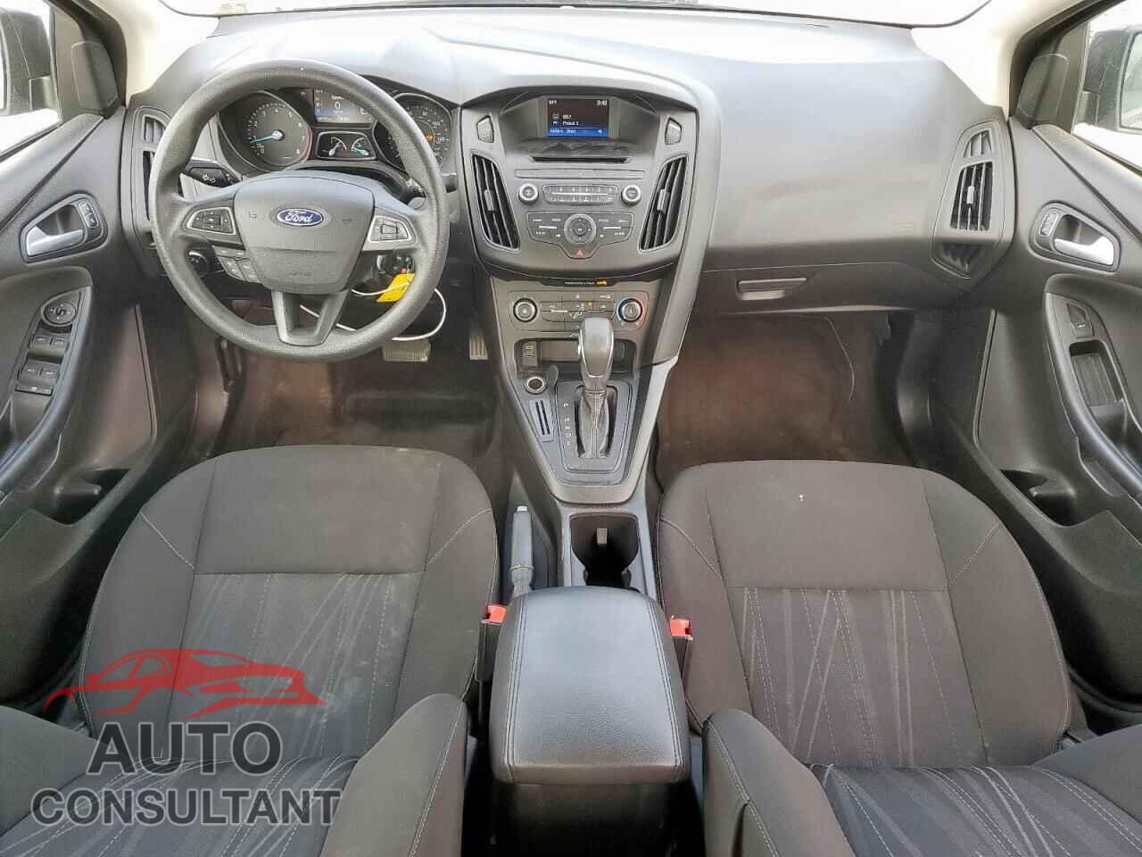 FORD FOCUS 2017 - 1FADP3F24HL325791