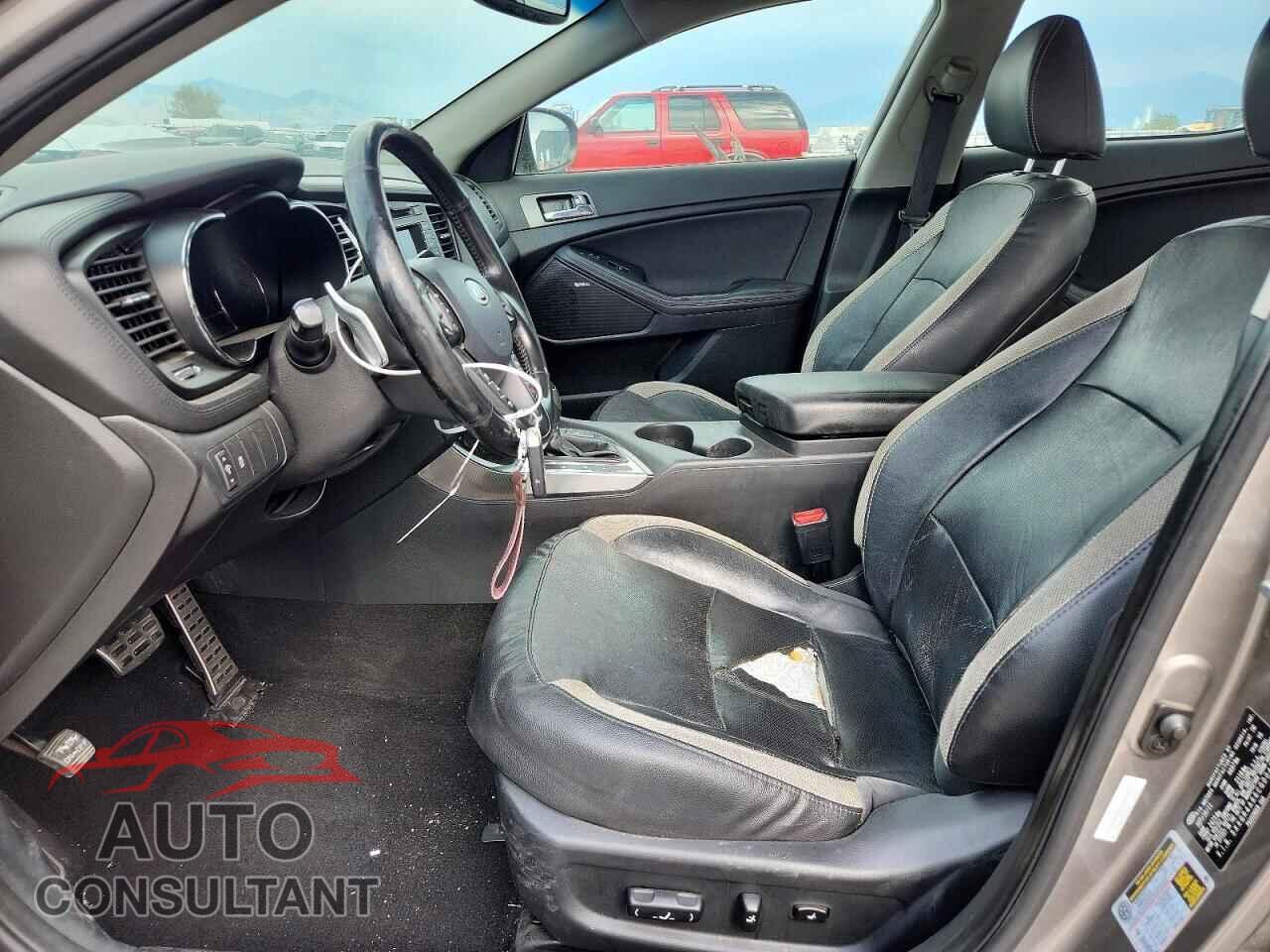 KIA OPTIMA 2012 - 5XXGR4A66CG004863