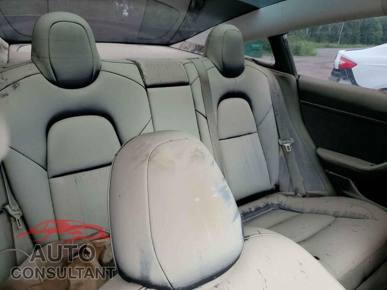 TESLA MODEL 3 2022 - 5YJ3E1EB2NF335770