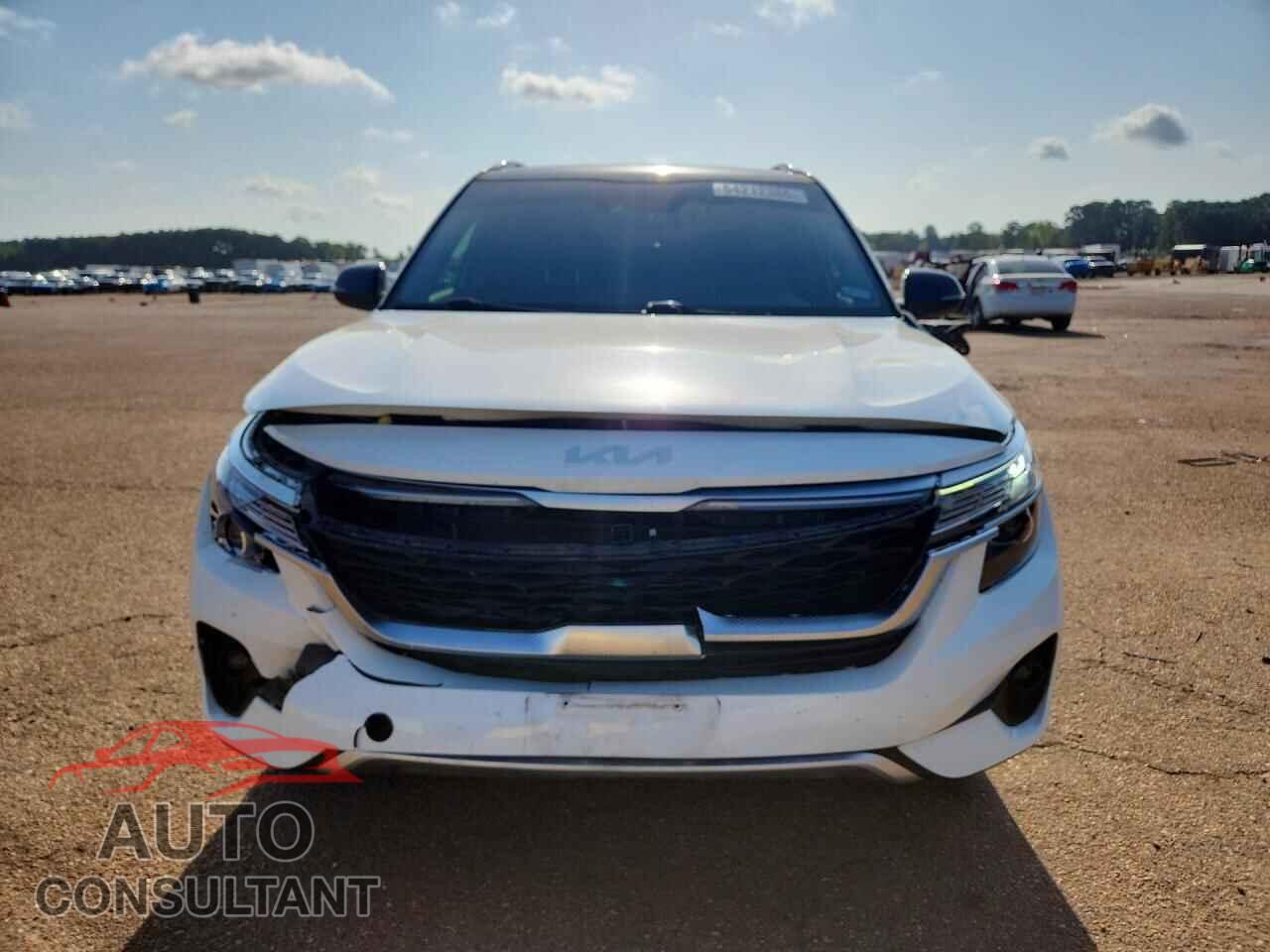 KIA SELTOS 2023 - KNDEU2AA0P7461634