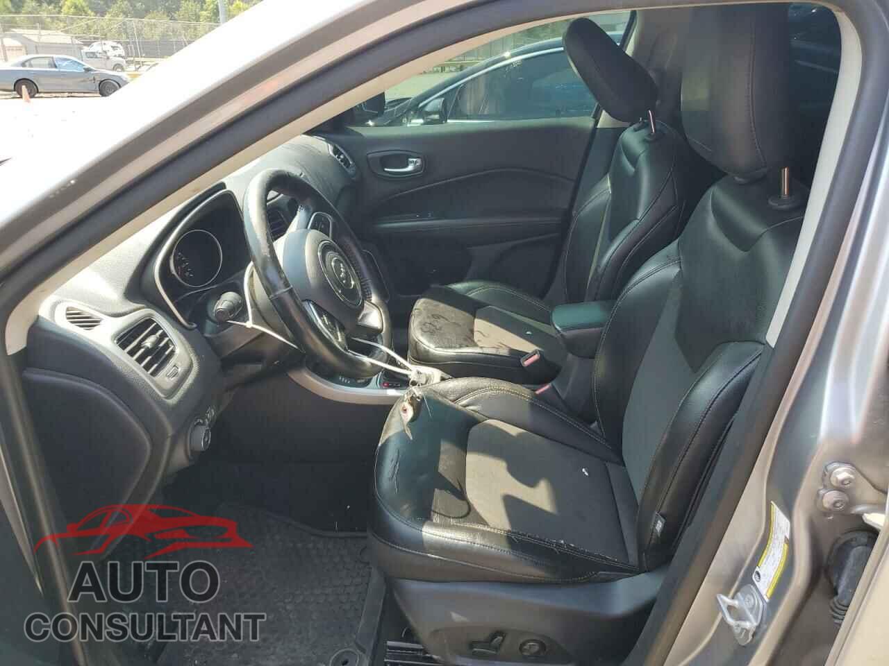 JEEP COMPASS 2018 - 3C4NJDBB8JT402619